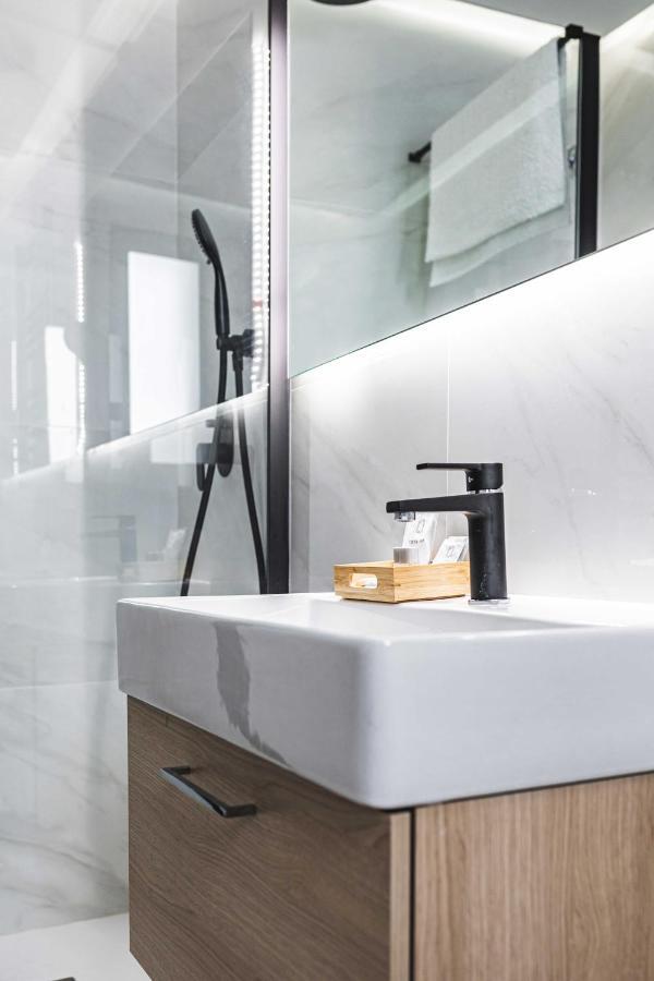 Apartamentos Caceres Central Suites Dış mekan fotoğraf