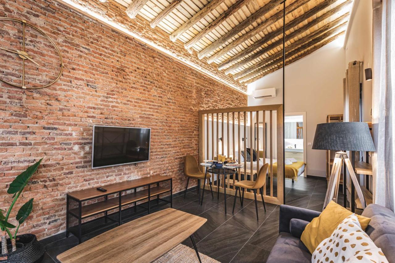 Apartamentos Caceres Central Suites Dış mekan fotoğraf