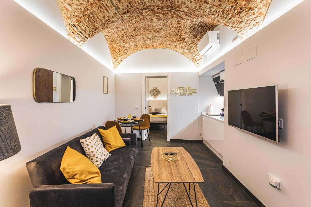 Apartamentos Caceres Central Suites Dış mekan fotoğraf
