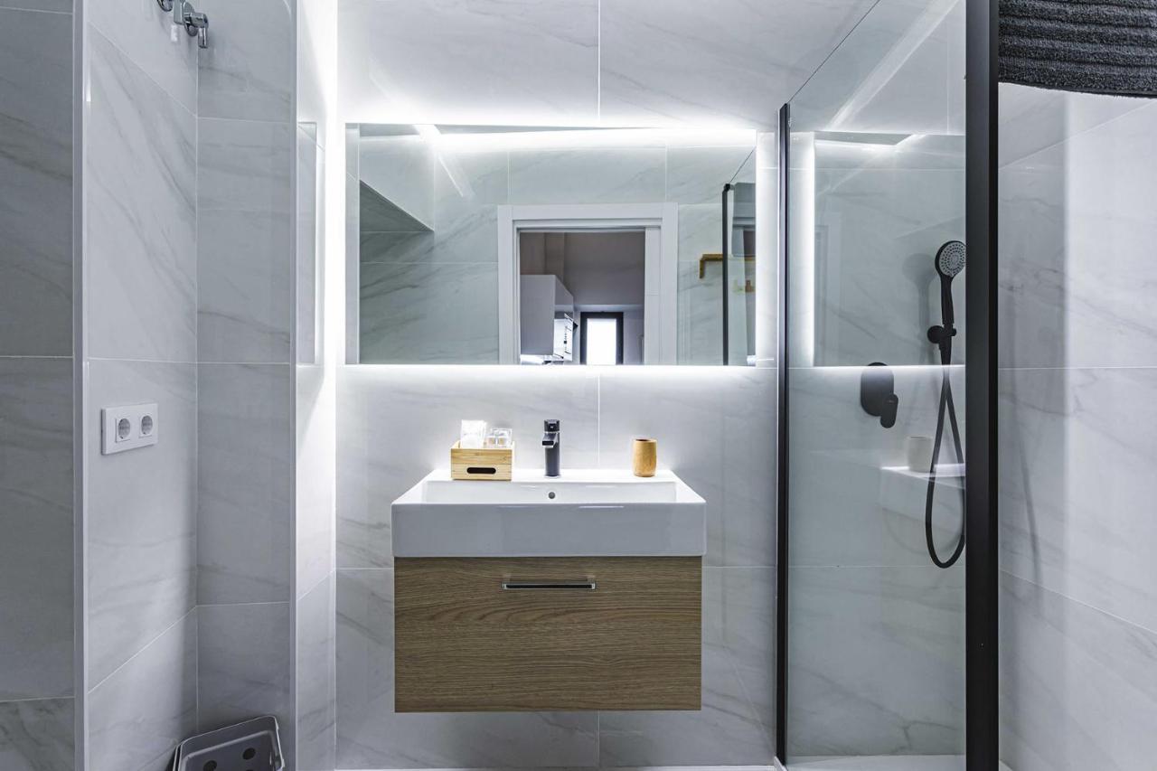 Apartamentos Caceres Central Suites Dış mekan fotoğraf