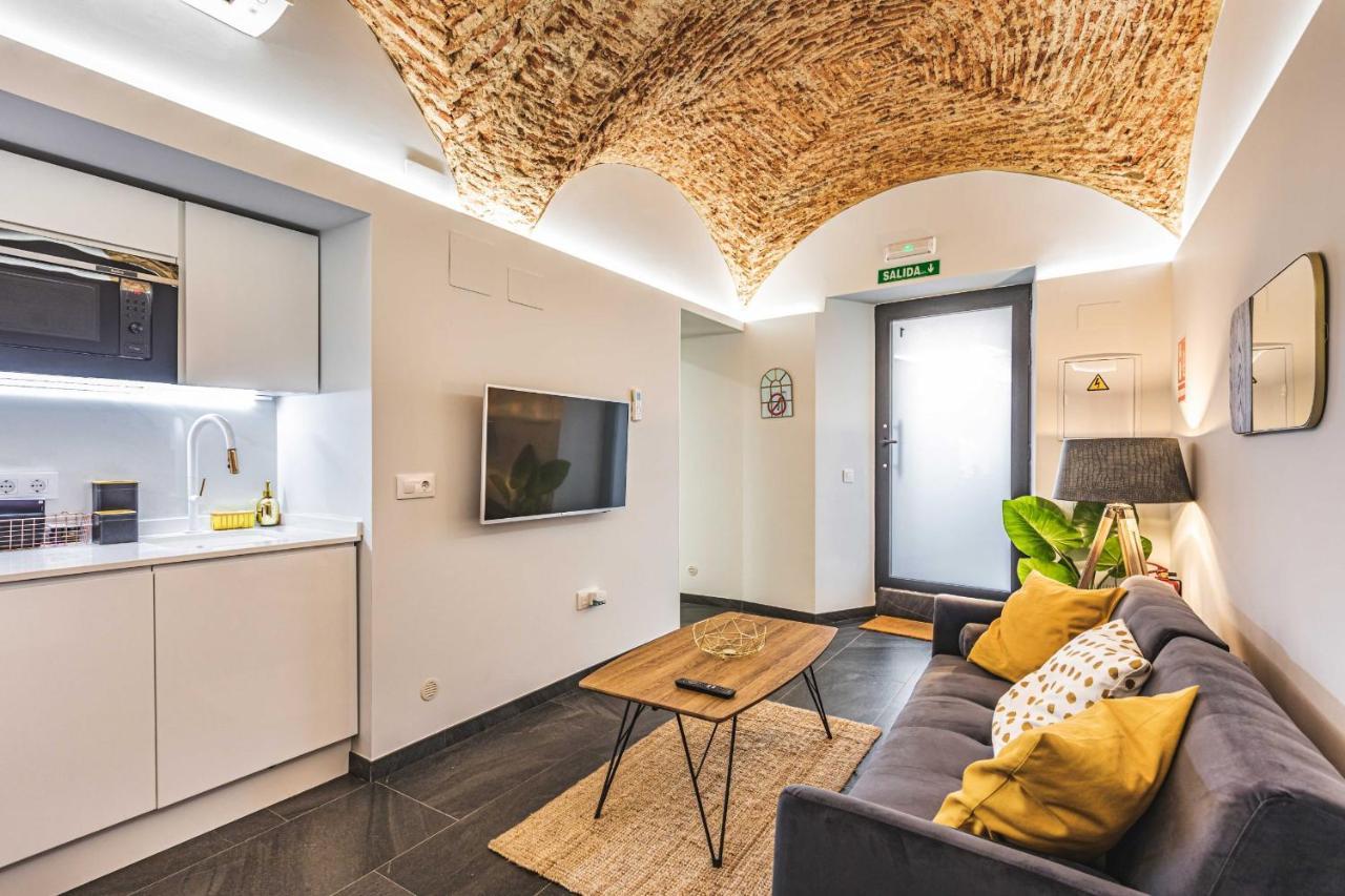 Apartamentos Caceres Central Suites Dış mekan fotoğraf